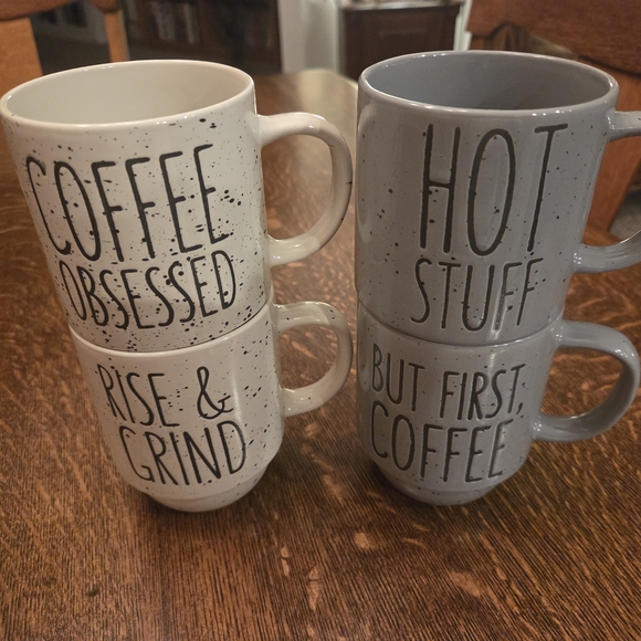 Substantial Other - Rare Coffee Lovers' Gray and Cream Speckled Stackable Coffee Mug/Cup Set (4)
